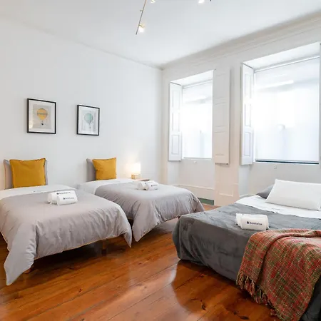 Apartament Host Wise - Modern With Terrace - Walk Everywhere *