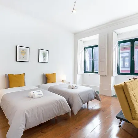 Host Wise - Modern With Terrace - Walk Everywhere Apartment Porto