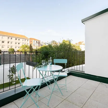Host Wise - Modern With Terrace - Walk Everywhere Porto