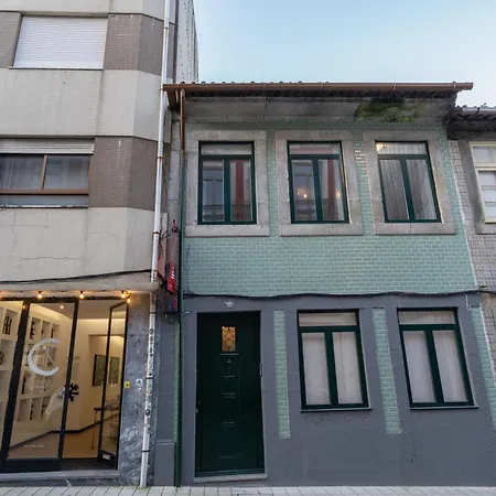 Apartment Host Wise - Modern With Terrace - Walk Everywhere Porto