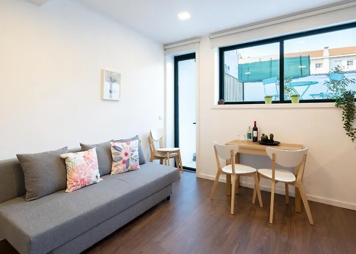 Апартаменты Host Wise - Modern With Terrace - Walk Everywhere