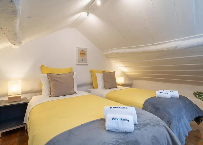 Host Wise - Modern With Terrace - Walk Everywhere アパート